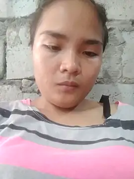 Sexy-Mama25 online show from 10/26/25, 04:07