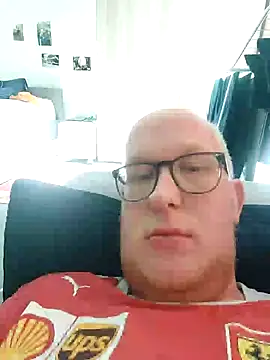 geilerd122 online show from 09/12/25, 01:33