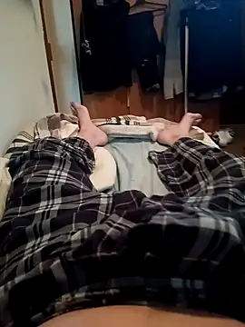 Empi19cm online show from 10/25/25, 06:10