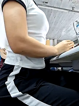 irina hana online show from 10/30/25, 01:07