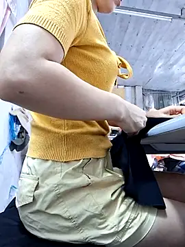 irina hana online show from 10/31/25, 06:47