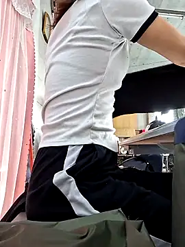 irina hana online show from 12/23/25, 12:41