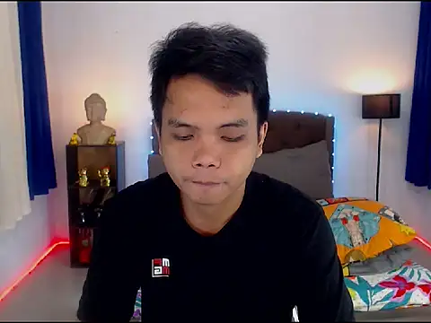 XExtraServiceManX online show from 10/28/25, 07:38