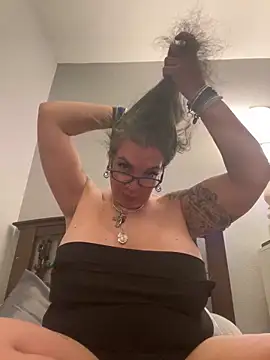 dieseldame1313 online show from 03/10/25, 05:54