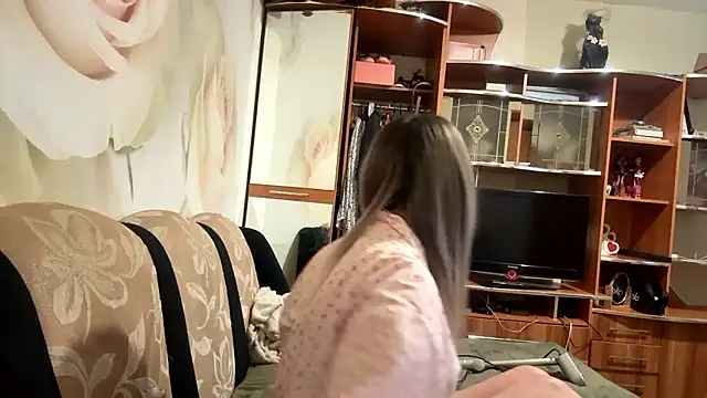 Snapshot of Aglaya228 chatting on 04/10/26, 03:50 Aglaya228 online show from 04/10/26, 03:50