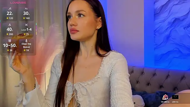 Aria Mila online show from 11/21/25, 11:20