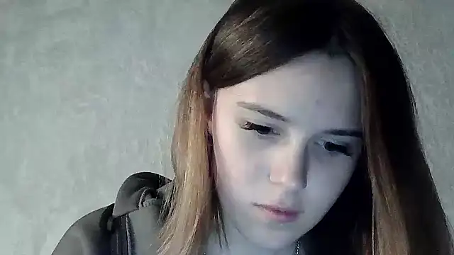 SweetLoraa online show from 10/11/25, 06:39