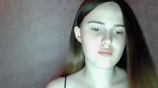 Snapshot of SweetLoraa chatting on 07/06/26, 12:29 SweetLoraa online show from 07/06/26, 12:29