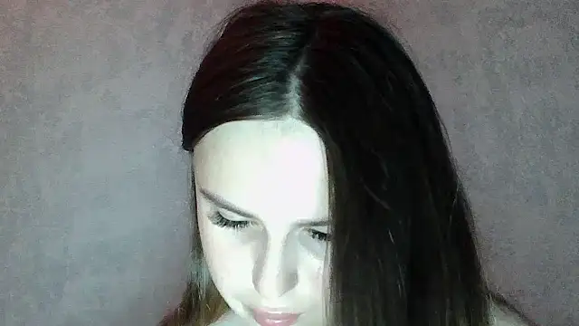 Snapshot of SweetLoraa chatting on 07/13/26, 03:20 SweetLoraa online show from 07/13/26, 03:20