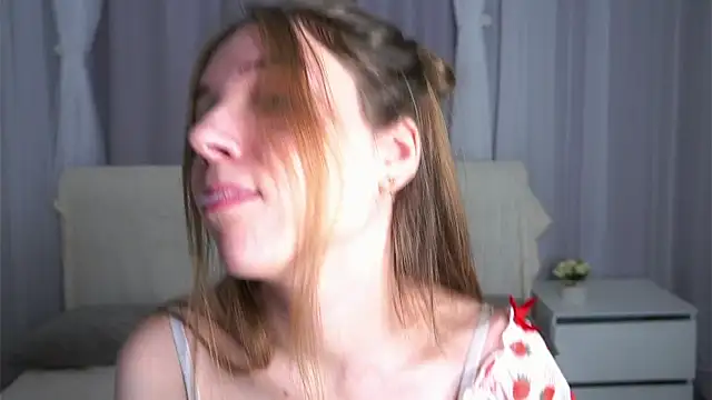 KarriBrownd online show from 12/18/25, 01:11