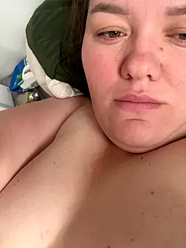 SunnyLeila2101 online show from 10/03/25, 05:37