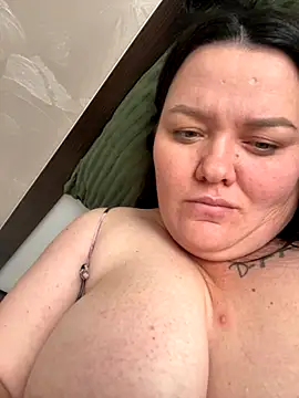 SunnyLeila2101 online show from 10/20/25, 11:32