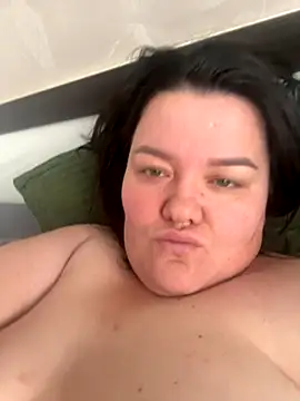 SunnyLeila2101 online show from 11/02/25, 09:22