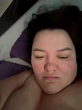 SunnyLeila2101 online show from 11/25/25, 05:29