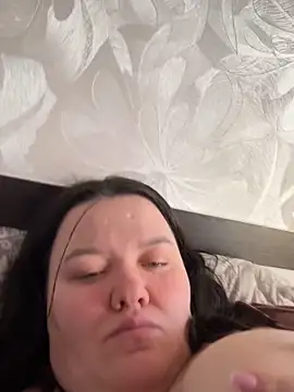 SunnyLeila2101 online show from 02/03/26, 07:46