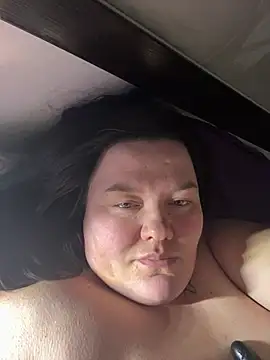 SunnyLeila2101 online show from 02/18/26, 11:01