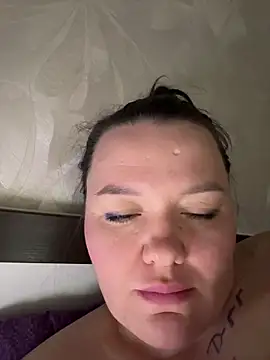 SunnyLeila2101 online show from 04/16/26, 08:20