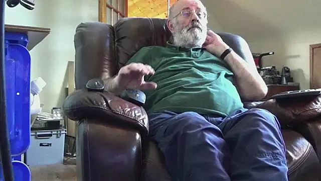 janzer13 online show from 02/01/26, 02:37