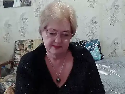 Snapshot of Renata62011 chatting on 02/15/26, 01:41 Renata62011 online show from 02/15/26, 01:41