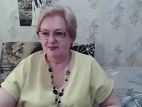 Renata62011 online show from 05/19/26, 12:22