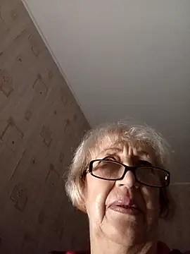 Anatolia5961 online show from 11/18/25, 04:28