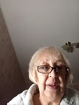 Anatolia5961 online show from 12/14/25, 02:06