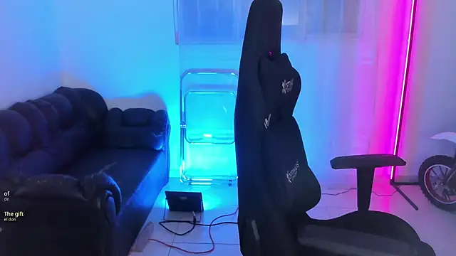 Aishelyng online show from 09/26/25, 12:25