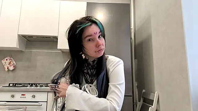 HighelikeGirl online show from 02/01/26, 06:12