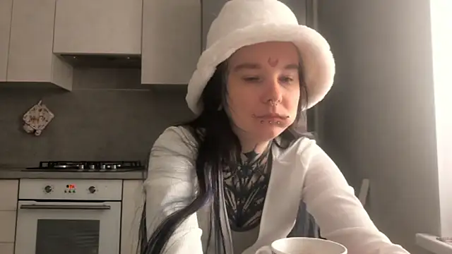 HighelikeGirl online show from 02/27/26, 04:12