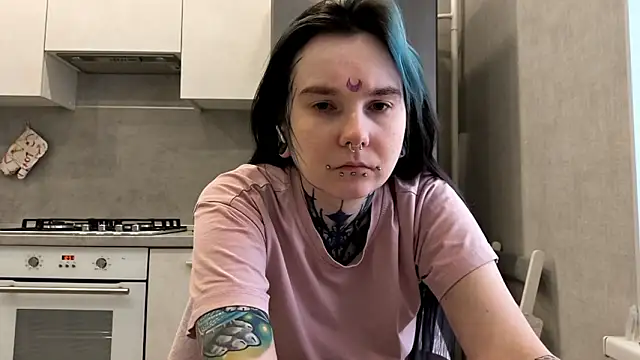 HighelikeGirl online show from 03/12/26, 07:36