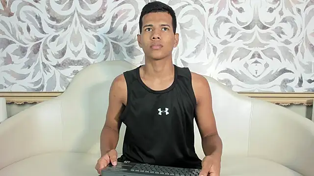 KingStark  online show from 11/18/25, 02:43