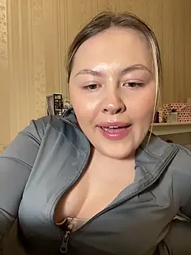 SunshineEmma online show from 02/10/26, 01:43