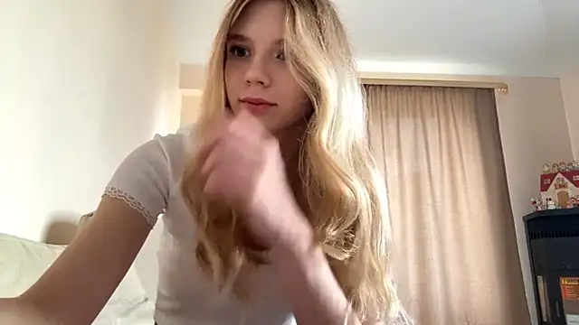 FruityXo online show from 10/05/25, 10:57