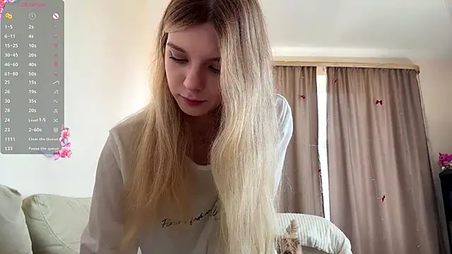 FruityXo online show from 06/07/26, 10:41