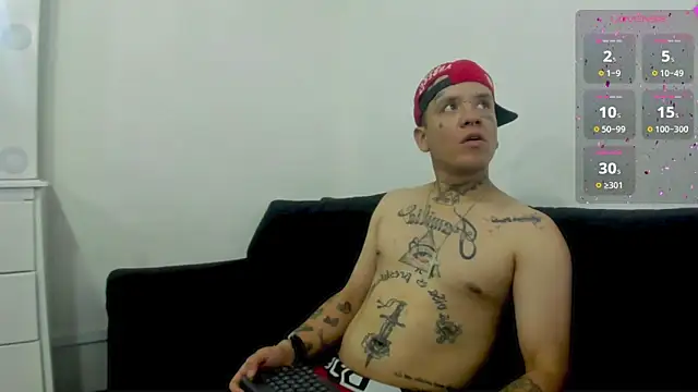 Dangerous couple  online show from 09/19/25, 07:14