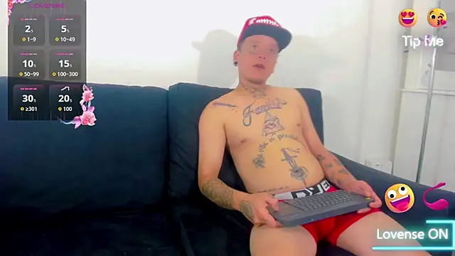 Dangerous couple  online show from 09/26/25, 07:18