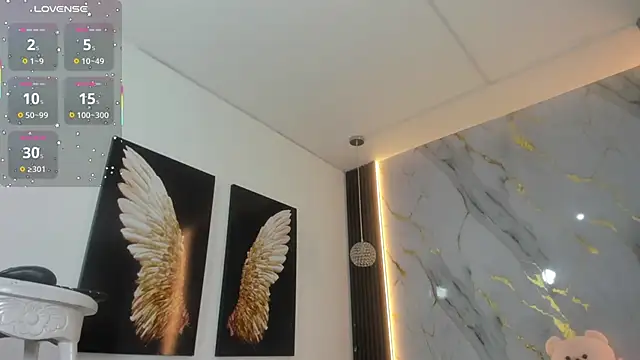 Miss Angel0 online show from 10/05/25, 06:34