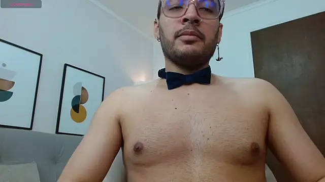 Snapshot of __Damian___ chatting on 11/16/25, 12:05 Damian online show from 11/16/25, 12:05