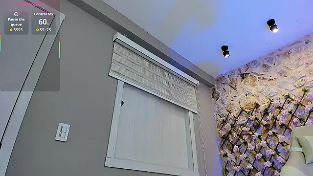 Snapshot of VenusBlazer chatting on 02/23/26, 01:41 VenusBlazer online show from 02/23/26, 01:41