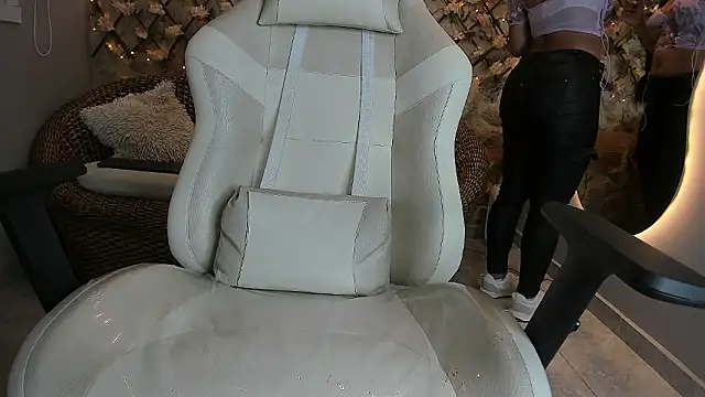 Snapshot of VenusBlazer chatting on 02/27/26, 07:14 VenusBlazer online show from 02/27/26, 07:14