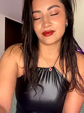 MiaAlarie online show from 10/10/25, 04:22