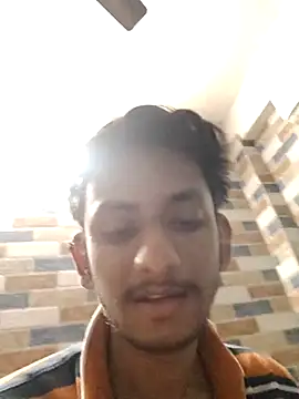 Snapshot of yung_cplz chatting on 11/25/25, 02:17 yung cplz online show from 11/25/25, 02:17