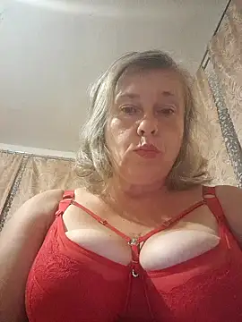 Snapshot of Catherine372311 chatting on 09/21/25, 06:53 Catherine372311 online show from 09/21/25, 06:53