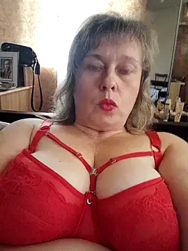 Snapshot of Catherine372311 chatting on 12/16/25, 10:09 Catherine372311 online show from 12/16/25, 10:09