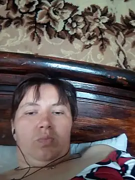 Snapshot of Romashka33011 chatting on 09/14/25, 11:20 Romashka33011 online show from 09/14/25, 11:20