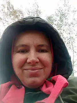 Snapshot of Romashka33011 chatting on 10/16/25, 07:09 Romashka33011 online show from 10/16/25, 07:09