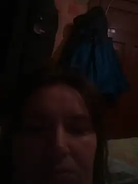 Snapshot of Romashka33011 chatting on 11/15/25, 04:25 Romashka33011 online show from 11/15/25, 04:25