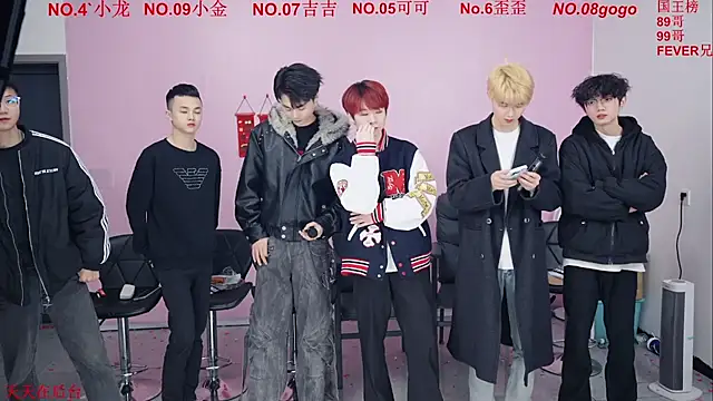 Beautifulboys-777 online show from 01/08/26, 11:23