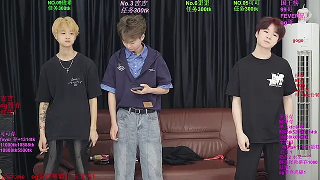 Beautifulboys-777 online show from 05/24/26, 12:21