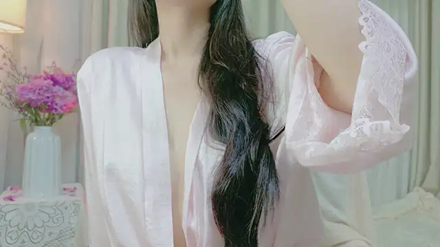 Vessi-babe online show from 05/31/26, 06:09